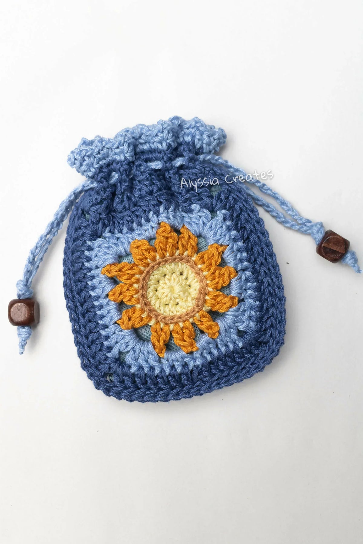 Sun and Moon Drawstring Pouch (Crochet)